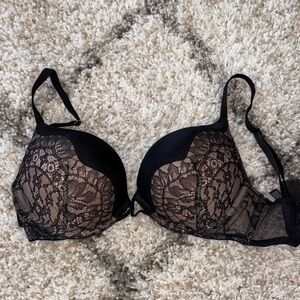 Victoria's Secret Black and Tan Lace Bra push up 32c